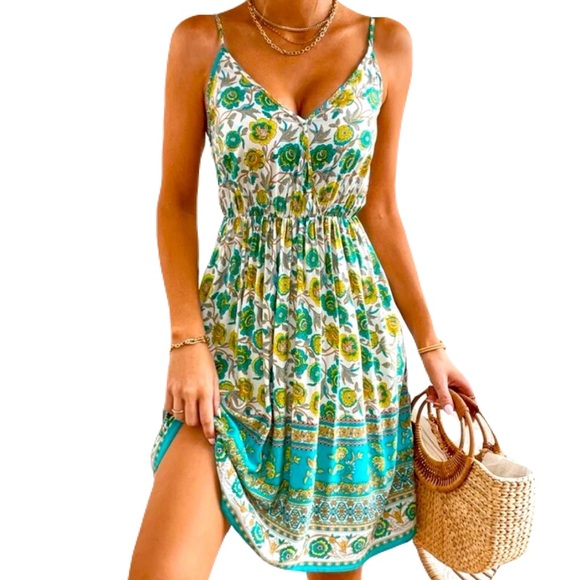 Boheme Dresses & Skirts - New Bohemian Floral Vacation Spaghetti Strap Sleeveless A Line Cami Dress Sz 6